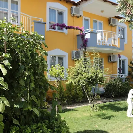 Convenient Near Beach In Bed & Breakfast Kusadasi